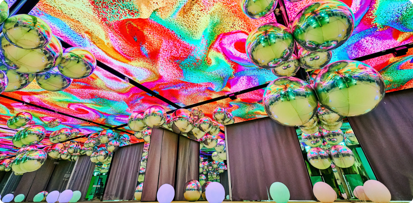 원더빌리지 벽면 및 천장의 모습