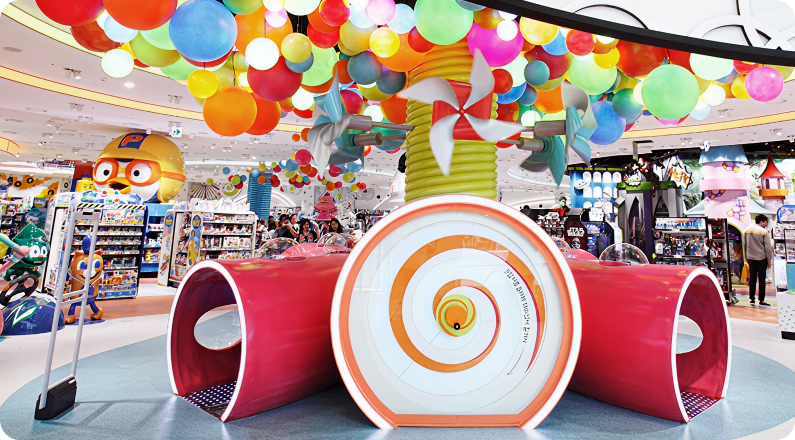 토이킹덤 내부 전체 모습