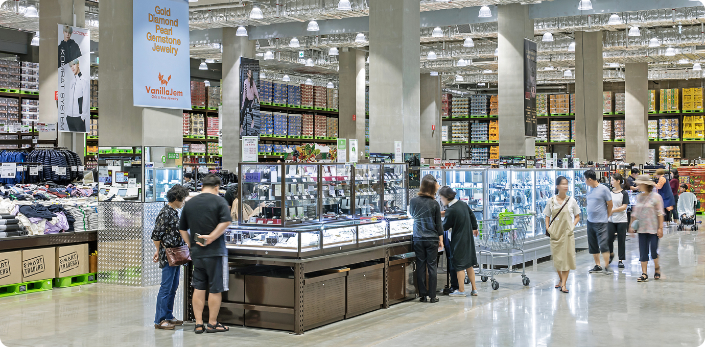 트레이더스 내부의 카페 모습